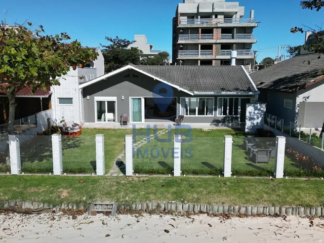 Imagem 3: Casa com 4 Dormitórios À Venda Sendo 4 Suítes, 119.0 M² por - R$ 12.000.000,00 - Canto Grande - Bombinhas/Sc