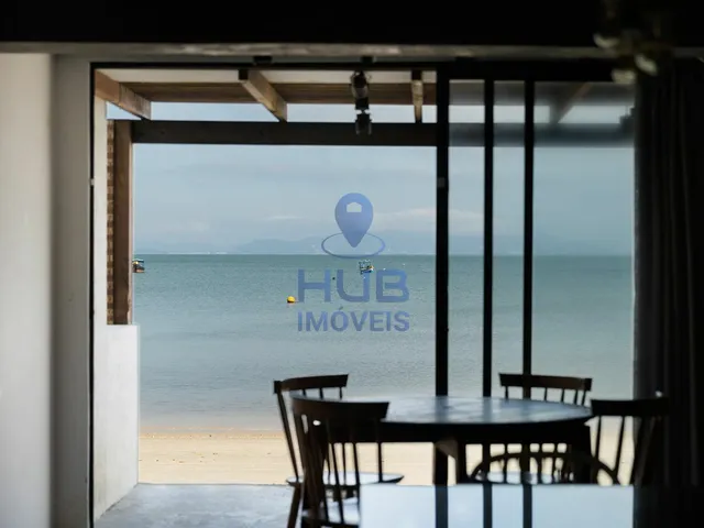 Imagem 8: Casa com 2 Dormitórios À Venda Sendo 2 Suítes, 174.8 M² por - R$ 5.650.000,00 - Morrinhos - Bombinhas/Sc