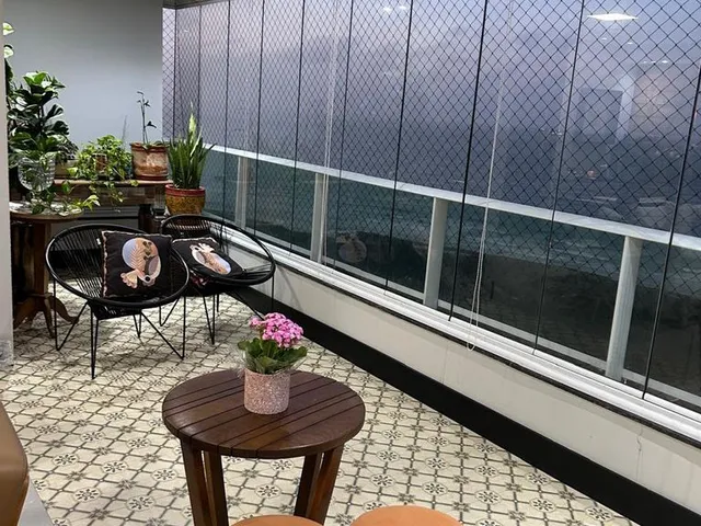 Imagem 3: Vende-Se Apartamento de Alto Padrão - 3 Suítes com Vista Mar - Andar Alto -217M²