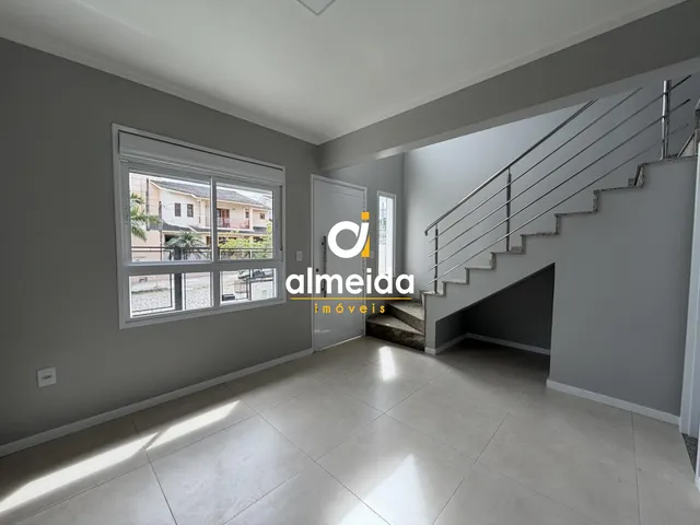Imagem 6: Casa 3 Dormitorios no Bairro Tomazzetti em santa Maria Rs