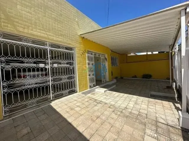 Imagem: CASA À VENDA NO BARRO VERMELHO 7 QUARTOS