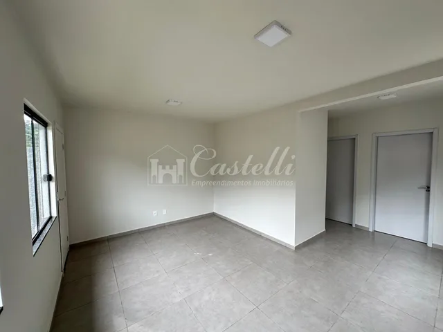 Imagem 8: Casa para à venda, no Bairro Contorno, em PONTA GROSSA - PR
