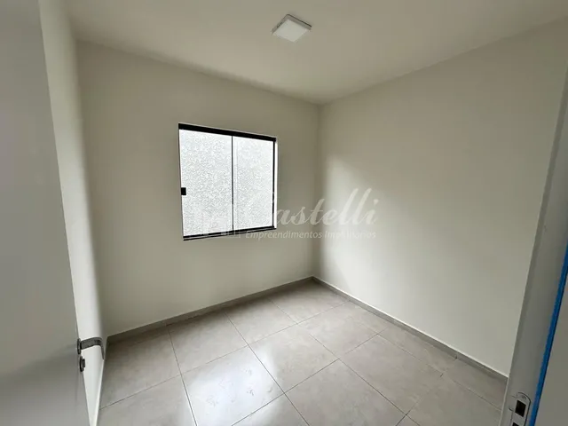 Imagem 6: Casa para à venda, no Bairro Contorno, em PONTA GROSSA - PR