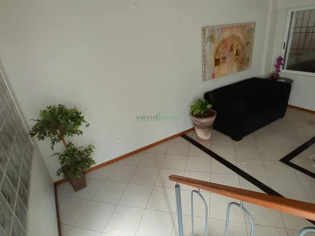 Imagem 11: APARTAMENTO Apartamento com 2 dormitórios