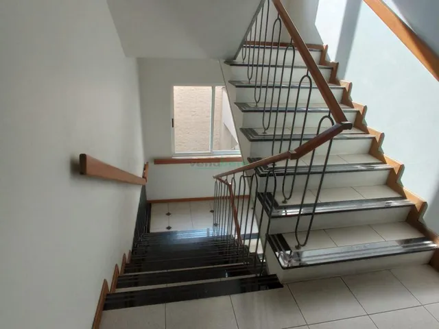 Imagem 12: APARTAMENTO Apartamento com 2 dormitórios