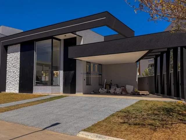 Imagem: Casa térrea nova com piscina e 4 suites