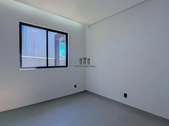 Imagem 14: Casa térrea nova com piscina e 4 suites em Condominio em Vespasiano