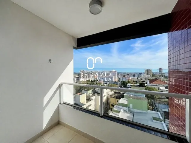 Imagem 4: Apartamento semimobiliado com sacada e churrasqueira