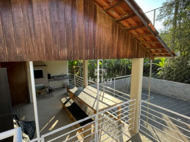 Imagem 13: APARTAMENTO SEMIMOBILIADO À VENDA