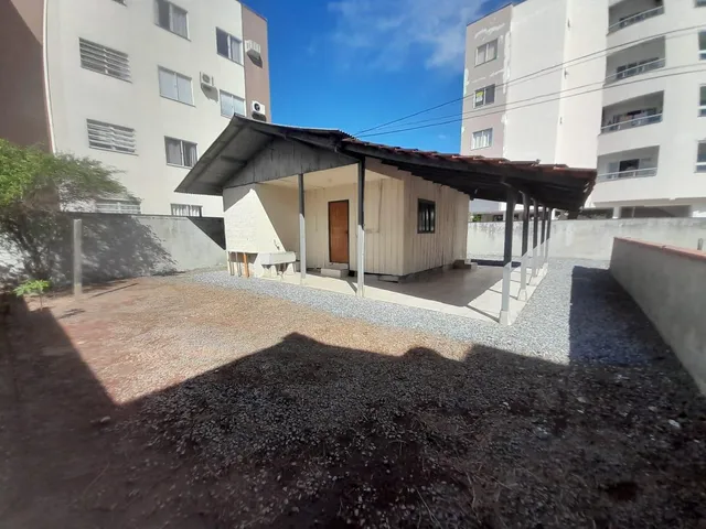Imagem 15: CASA FUNDOS NO FÁTIMA