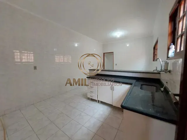 Imagem 6: RA AMIL, Venda, Sobrado, 03 Quartos sendo 01 Suíte com Closet, Área gourmet e Sacada