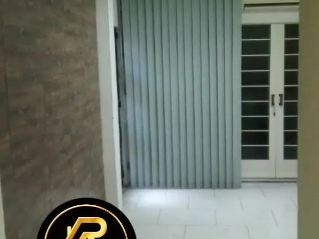 Imagem 11: Casa Comercial à Venda no Centro de Nova Iguaçu-RJ: 3 Quartos, 3 Salas, 3 Banheiros, 2