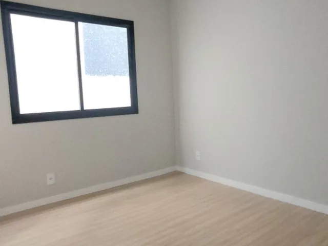 Imagem 4: Casa para Venda em Ponta Grossa, 3 dormitórios, 1 suíte, 3 banheiros, 4 vagas