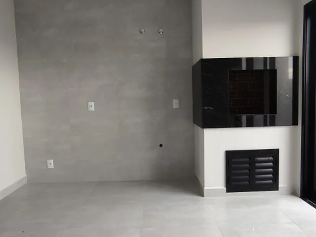 Imagem 9: Casa para Venda em Ponta Grossa, 3 dormitórios, 1 suíte, 3 banheiros, 4 vagas