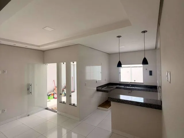 Imagem: Casa à venda em Montes Claros, Delfino