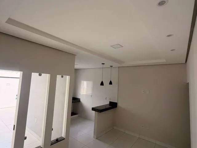 Imagem 2: Casa à venda em Montes Claros, Delfino Magalhães, com 3 quartos, 190m²