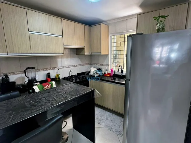 Imagem: Sobrados à venda na região do bairro Vitoria