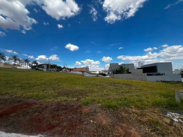 Imagem: Terreno à venda, 606 m² por R$ 667.200,00