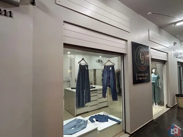 Imagem 2: Loja Comercial À Venda, Centro, Patos de Minas - Lo0003