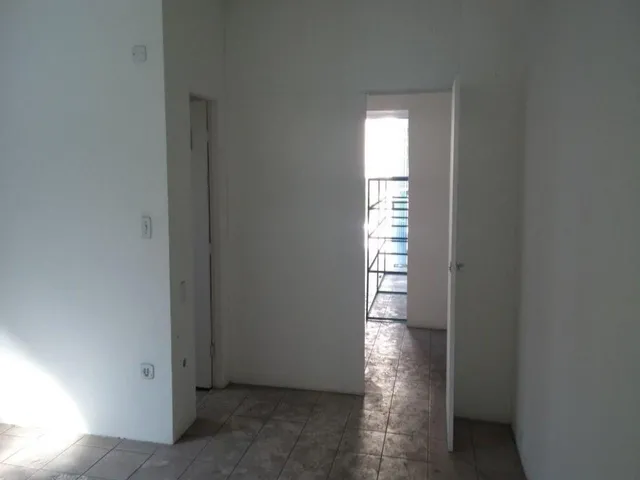 Imagem: 2 Banheiro(S) Ponto Comercial Fica Ao Lado