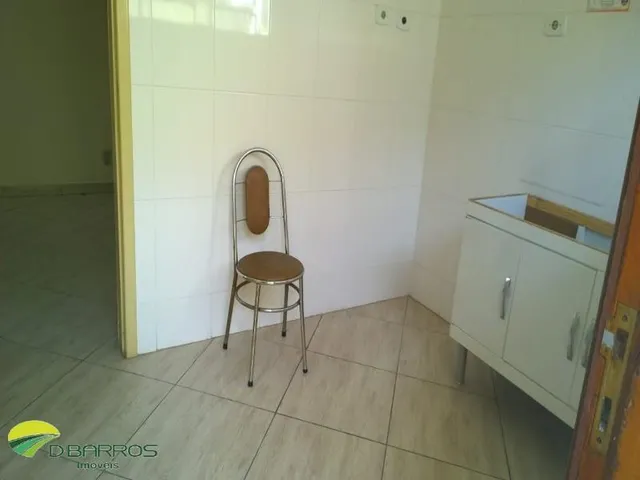 Imagem 8: Casa com excelente localização para venda ou locação , no bairro...