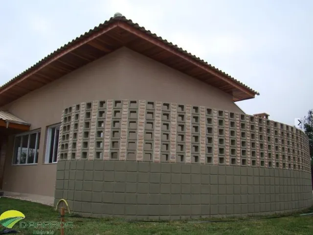 Imagem 12: Casa no condomínio Campos do Conde II- com 484 m² de terreno sendo 230 m² de A.C com 3