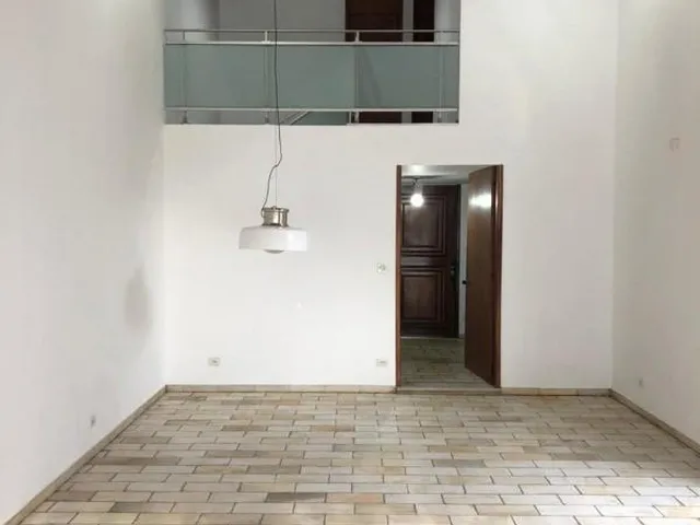 Imagem: A casa possui 3 Dormitórios, 1 Suíte, 330m² de Área,