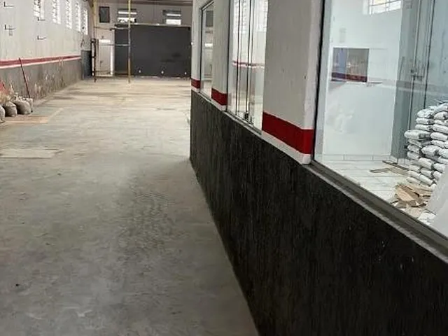 Imagem 2: D Barros Imoveis disponibiliza excelente ponto comercial para locação no Centro de