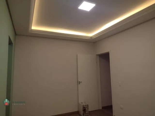 Imagem 10: D Barros Imoveis disponbiliza para venda linda casa em Condomínio fechado, em