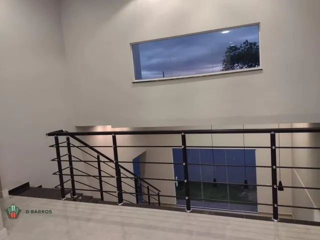 Imagem 2: D Barros Imoveis disponbiliza para venda linda casa em Condomínio fechado, em
