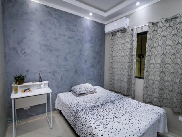 Imagem 12: D Barros Imoveis disponibiliza linda casa para localização no bairro Piracangaguá, em