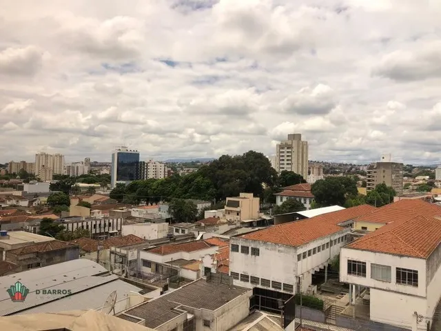 Imagem: O apartamento possui 3 Dormitórios, 1 Suíte, 3 Banheiros,