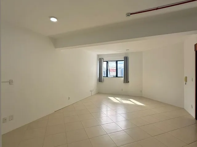 Imagem 6: Sala Comercial - Centro Comercial Luna - 706 - Sala Comercial - Centro Comercial Luna