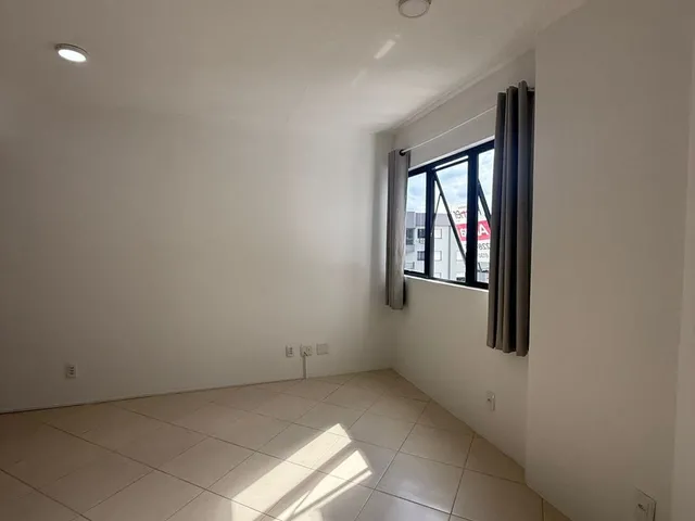 Imagem 8: Sala Comercial - Centro Comercial Luna - 706 - Sala Comercial - Centro Comercial Luna