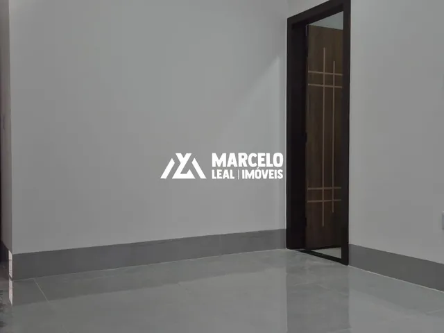 Imagem 10: VENDO CASA NOVA MORADA DOS PASSAROS - IMÓVEL COM ACABAMENTO DIFERENCIADO, PORTÃO
