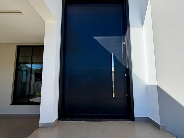 Imagem 5: Casa térrea, Semimobiliada, com piscina à venda no Jardim Pancera