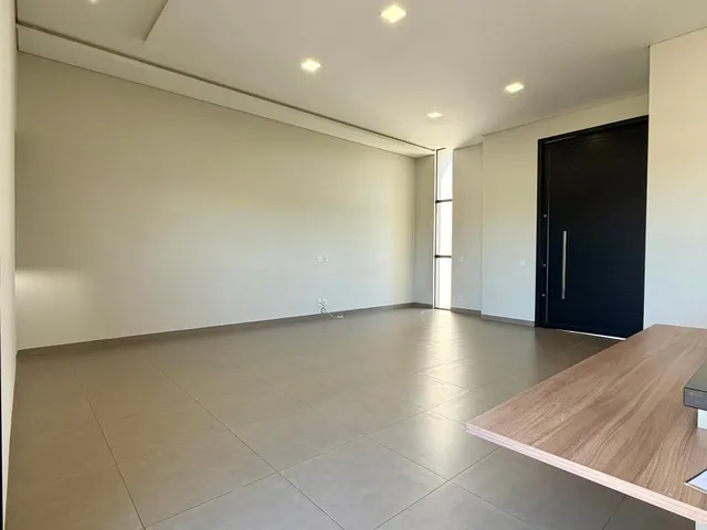 Imagem 11: Casa térrea, Semimobiliada, com piscina à venda no Jardim Pancera
