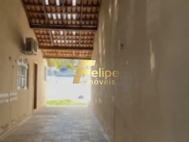 Imagem 3: BELÍSSIMA CASA DE 04 QUARTOS, SENDO 01 SUÍTE, PISCINA, EXCELENTE LOCALIZAÇÃO, À
