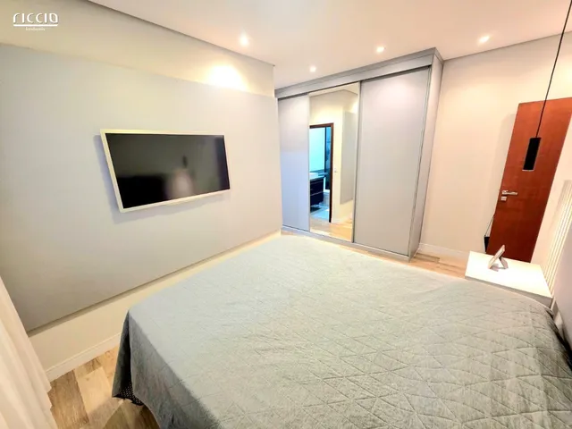Imagem 14: Casa em condomínio com 5 dormitórios