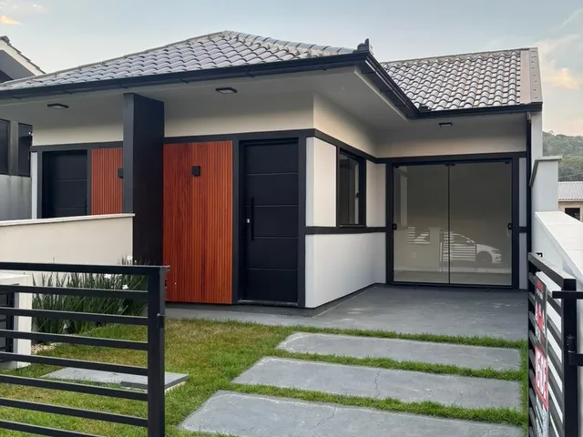 Imagem: CASA RESIDENCIAL em SÃO JOSÉ - SC, forquilhas