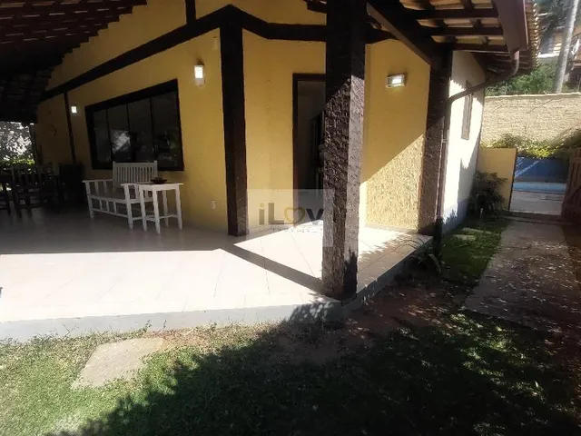 Imagem 2: Casa com 5 quartos (3 suítes) + Piscina e Espaço Gourmet completo Pertinho da Praia de