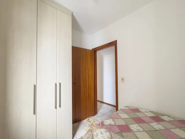 Imagem 14: Apartamento á venda mobiliado e decorado, com 3 dormitórios na Av. Brasil em Balneário