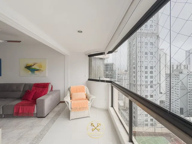 Imagem 12: Apartamento á venda mobiliado e decorado, com 3 dormitórios na Av. Brasil em Balneário