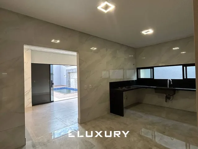 Imagem 5: Casa Alto Padrão com Piscina e 2 Suítes no Jardim Todos os Santos