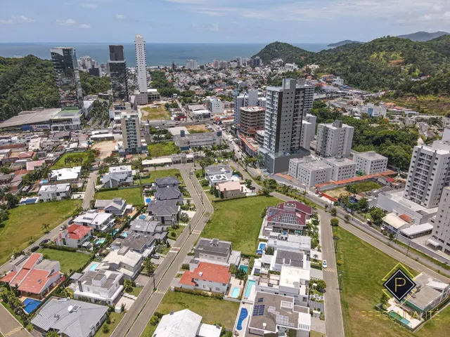 Imagem 2: Apartamento Alto Padrão Praia Brava
