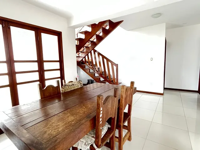 Imagem 8: Casa Duplex Casa com 5 dormitórios