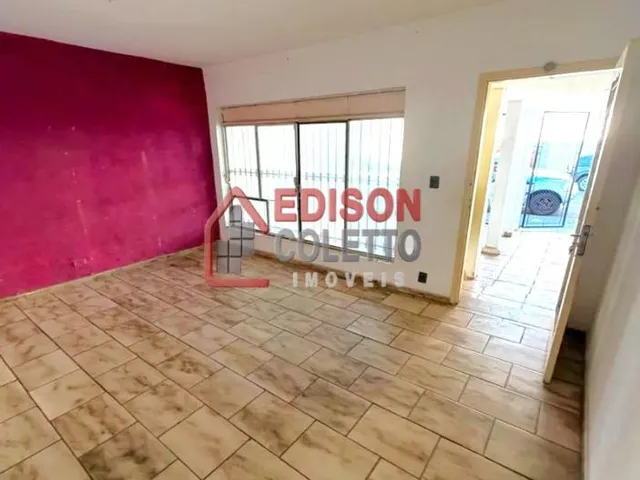 Imagem: Casa a venda, 2 quartos, 2 banheiros, area