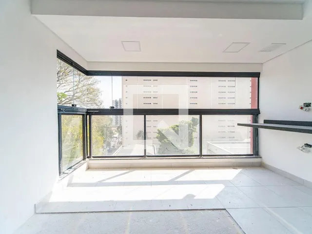 Imagem 8: Este espaçoso apartamento localizado em Santo André é uma excelente opção para quem