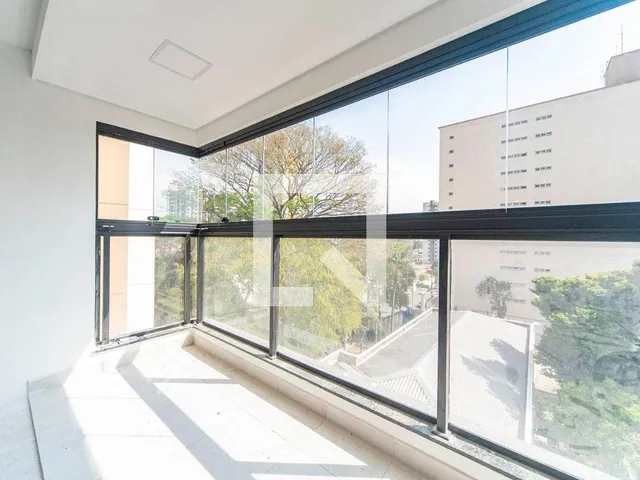 Imagem 2: Este espaçoso apartamento localizado em Santo André é uma excelente opção para quem
