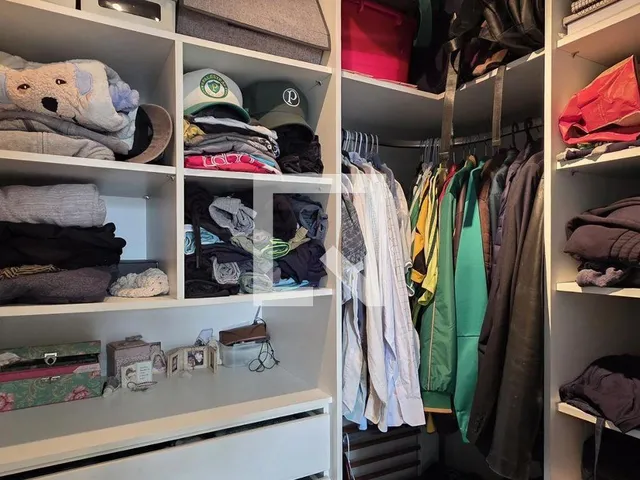 Imagem 6: Este apartamento de 68 metros quadrados oferece uma combinação perfeita de conforto e